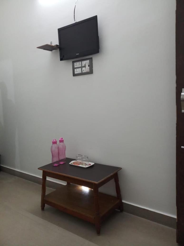 Sri Kousthubham Residency Otel Tirupati Dış mekan fotoğraf