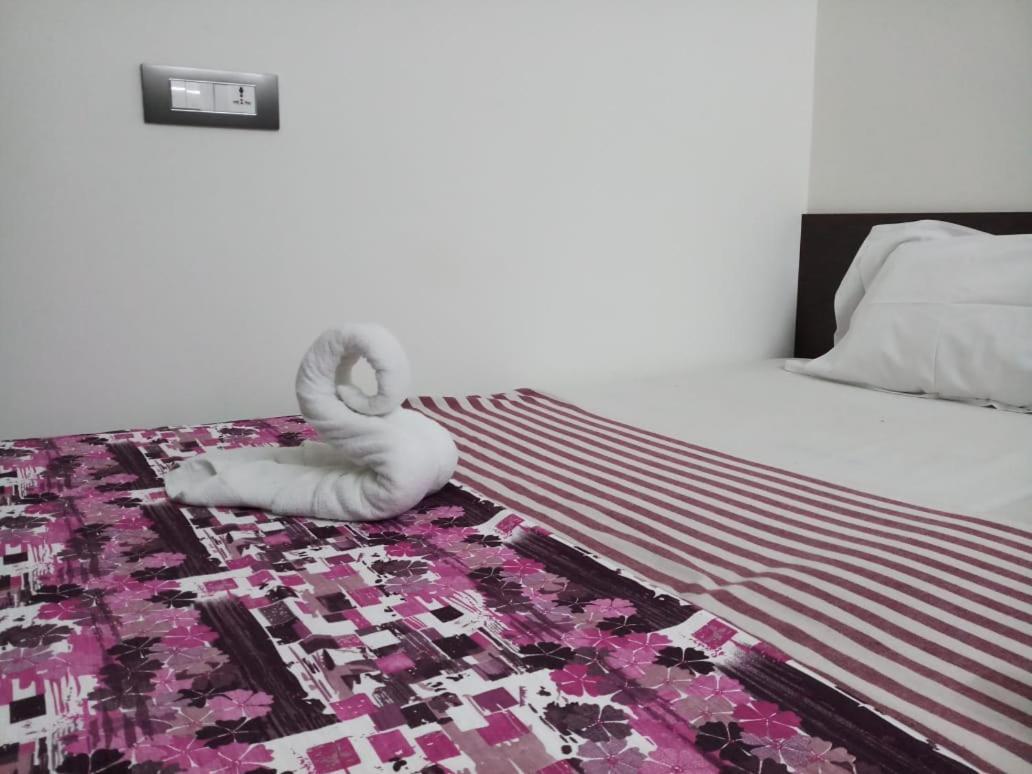 Sri Kousthubham Residency Otel Tirupati Dış mekan fotoğraf
