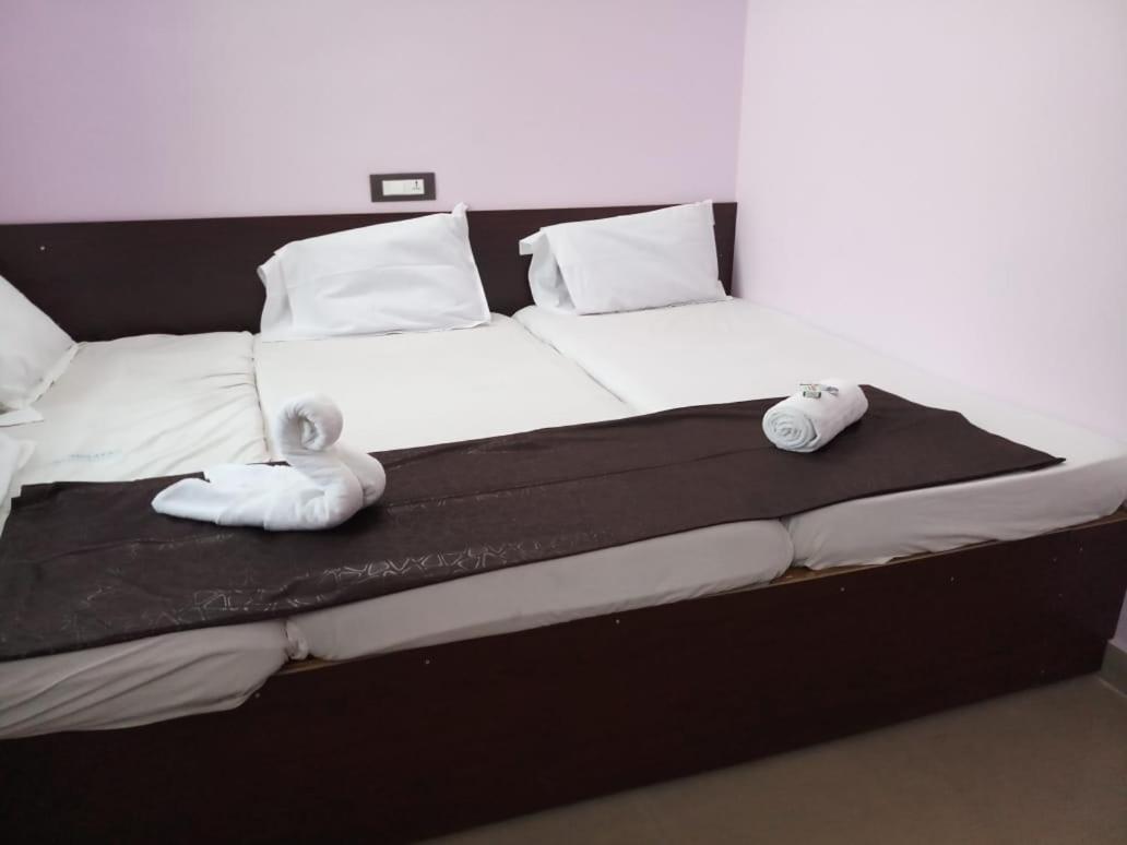 Sri Kousthubham Residency Otel Tirupati Dış mekan fotoğraf