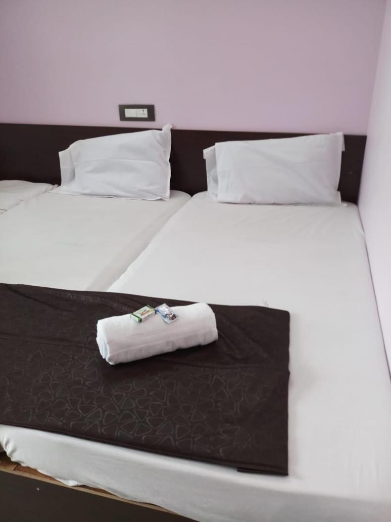 Sri Kousthubham Residency Otel Tirupati Dış mekan fotoğraf